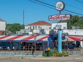 5710  McCommas Boulevard  202, Dallas Texas 75206