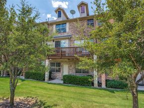 1527  Biltmore Lane , Irving Texas 75063
