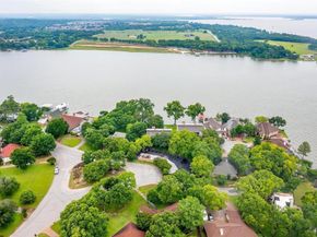 390  Driftwood Court  3B1, Azle Texas 76020