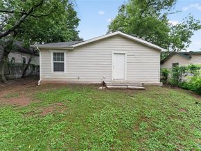 2805  Walker Street , Fort Worth Texas 76105