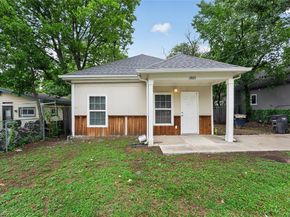 2805  Walker Street , Fort Worth Texas 76105