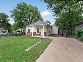 2805  Walker Street , Fort Worth Texas 76105