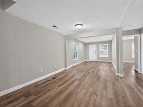 2805  Walker Street , Fort Worth Texas 76105