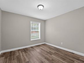 2805  Walker Street , Fort Worth Texas 76105