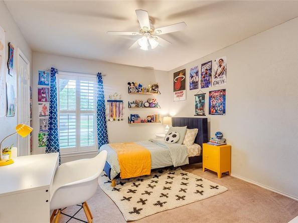 7002  Lake Mead Boulevard , Arlington Texas 76016
