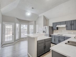 9049  Elbe Trail , Fort Worth Texas 76118