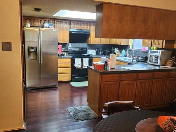 609  Betsy Ross Drive , Arlington Texas 76002