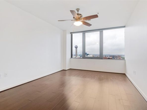1200  Main Street  1806, Dallas Texas 75202