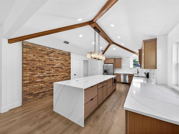 1213  Sycamore Drive , Carrollton Texas 75007