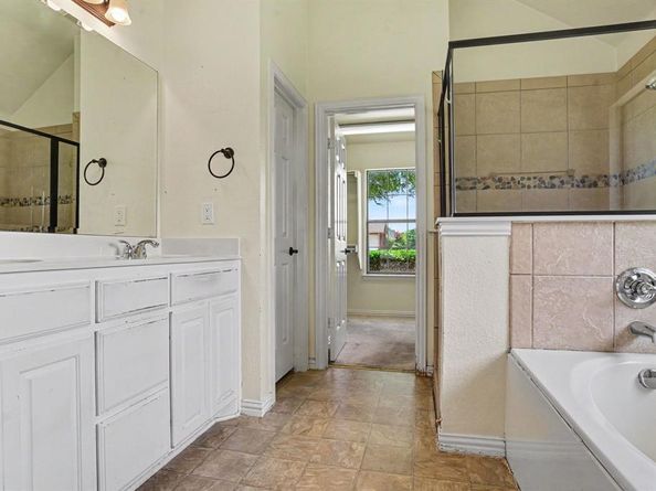 504  Hidden Meadow Court , DeSoto Texas 75115