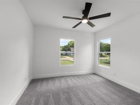 612  Clairemont Avenue , Fort Worth Texas 76103
