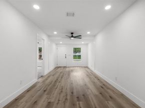 612  Clairemont Avenue , Fort Worth Texas 76103