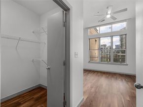 2323 N Houston Street  714, Dallas Texas 75219