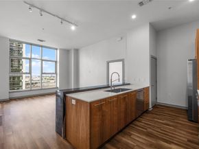 2323 N Houston Street  714, Dallas Texas 75219