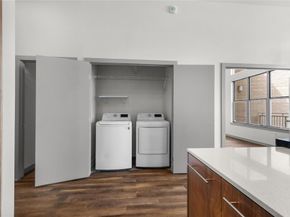2323 N Houston Street  714, Dallas Texas 75219