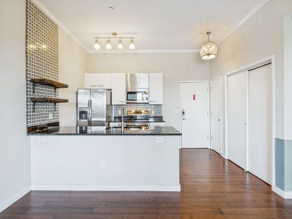 3025  Bryan Street  3E, Dallas Texas 75204