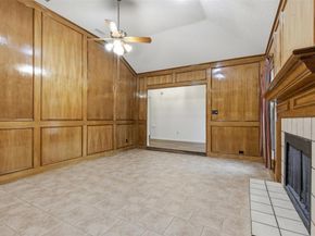 605  Buttercup Circle , Garland Texas 75040