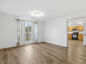 605  Buttercup Circle , Garland Texas 75040