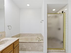 605  Buttercup Circle , Garland Texas 75040
