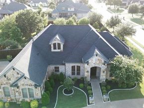1036  Falcon Creek Drive , Kennedale Texas 76060