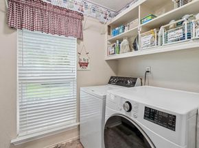 1907  Lansdown Court , Carrollton Texas 75010