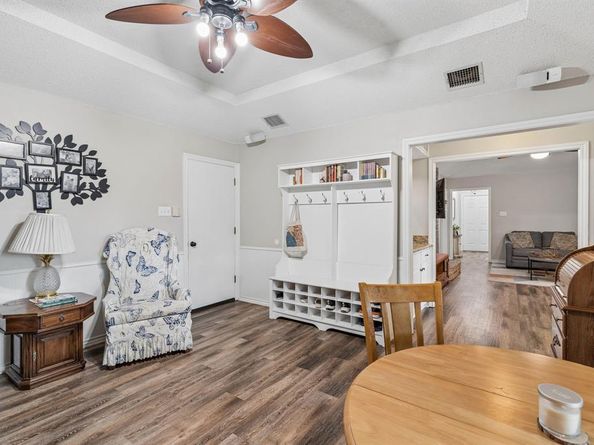 1907  Lansdown Court , Carrollton Texas 75010