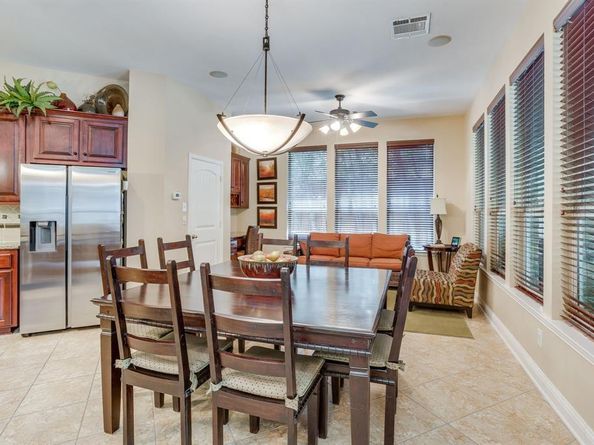 2620  Waters Edge Drive , Grand Prairie Texas 75054
