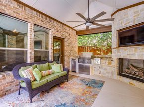 2620  Waters Edge Drive , Grand Prairie Texas 75054