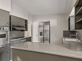 2224  Lakeland Drive , Dallas Texas 75228