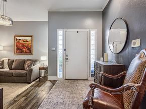 4040  Avondale Avenue  302, Dallas Texas 75219