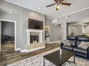 4040  Avondale Avenue  302, Dallas Texas 75219