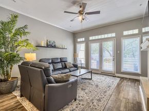4040  Avondale Avenue  302, Dallas Texas 75219