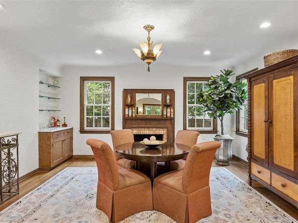 6655  Lakewood Boulevard , Dallas Texas 75214