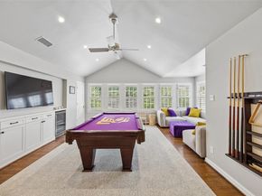 6655  Lakewood Boulevard , Dallas Texas 75214