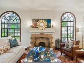 6655  Lakewood Boulevard , Dallas Texas 75214