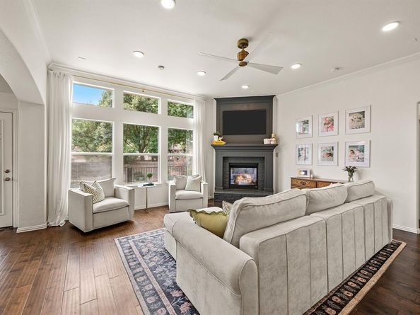 3513  Carlton Street , Grapevine Texas 76092