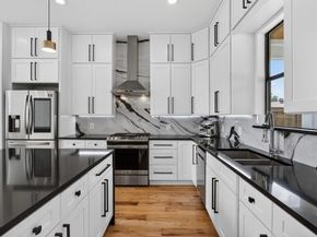 2123  Southerland Avenue , Dallas Texas 75203
