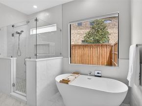 2123  Southerland Avenue , Dallas Texas 75203