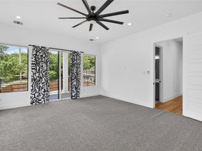 2123  Southerland Avenue , Dallas Texas 75203