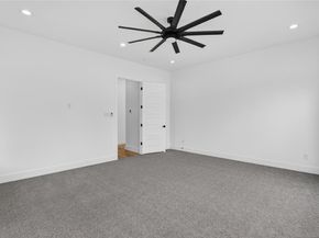 2123  Southerland Avenue , Dallas Texas 75203