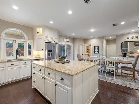 2300  Serenity Lane , Heath Texas 75032