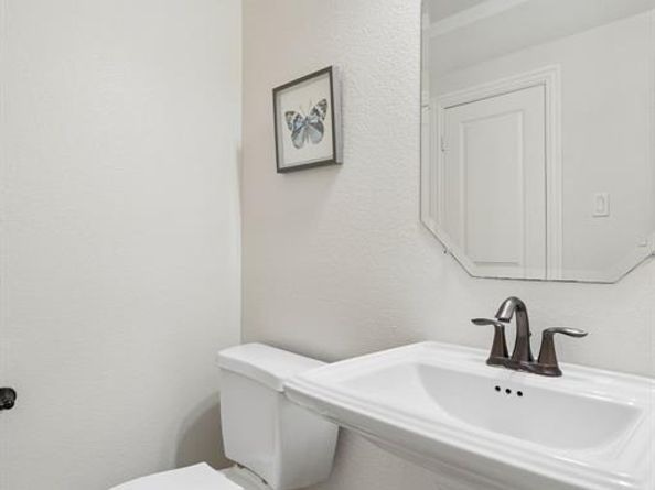 6685  Escena Boulevard , Irving Texas 75039