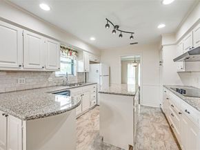 2414  Lakeview Circle , Arlington Texas 76013