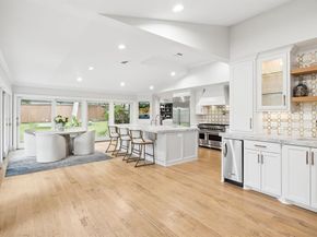 4630 S Lindhurst Avenue , Dallas Texas 75229