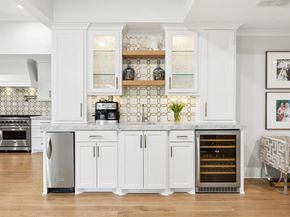 4630 S Lindhurst Avenue , Dallas Texas 75229