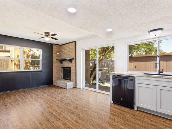 3110  Roundtree Lane , Garland Texas 75044