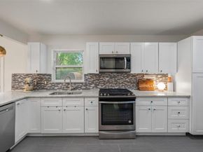 10846  Sharondale Drive , Dallas Texas 75228