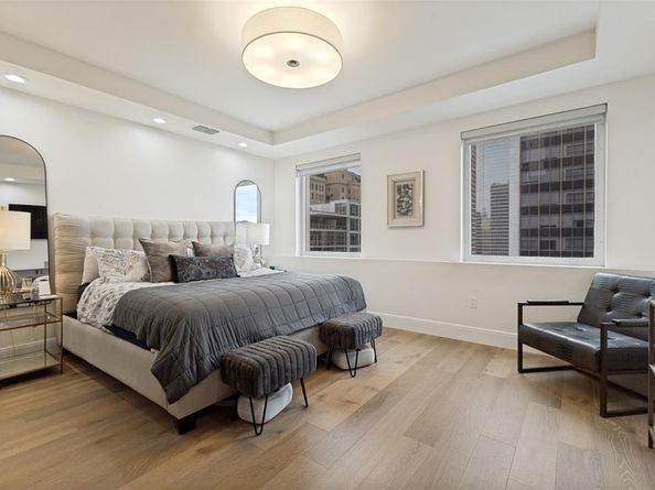 1505  Elm Street  1403, Dallas Texas 75201