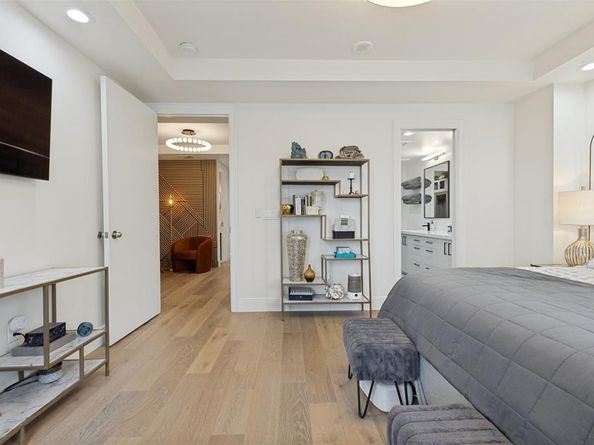 1505  Elm Street  1403, Dallas Texas 75201