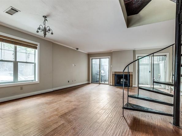 3321  Oak Grove Avenue  I, Dallas Texas 75204